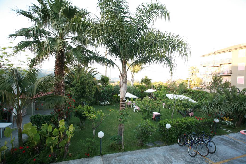 Villa Delle Vacanze Fiumefreddo di Sicilia Luaran gambar